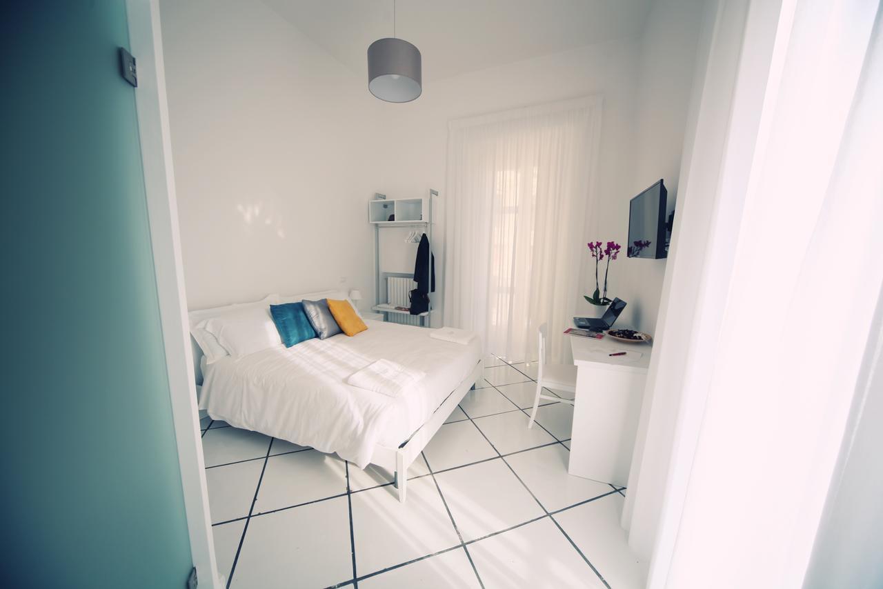 Le Mulieres Apartment ซาแลร์โน ภายนอก รูปภาพ