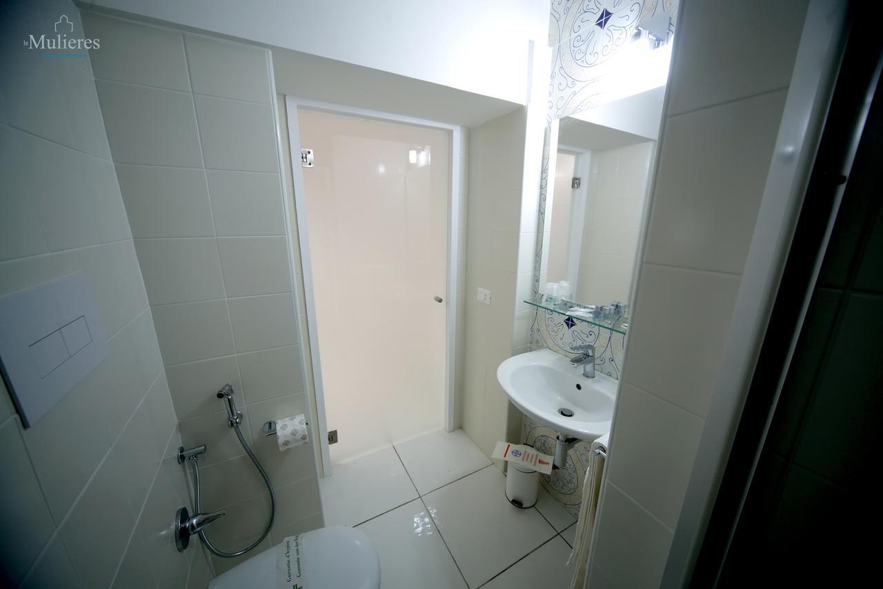 Le Mulieres Apartment ซาแลร์โน ภายนอก รูปภาพ