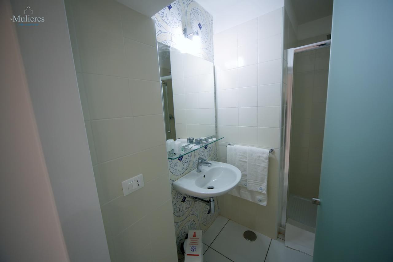 Le Mulieres Apartment ซาแลร์โน ภายนอก รูปภาพ