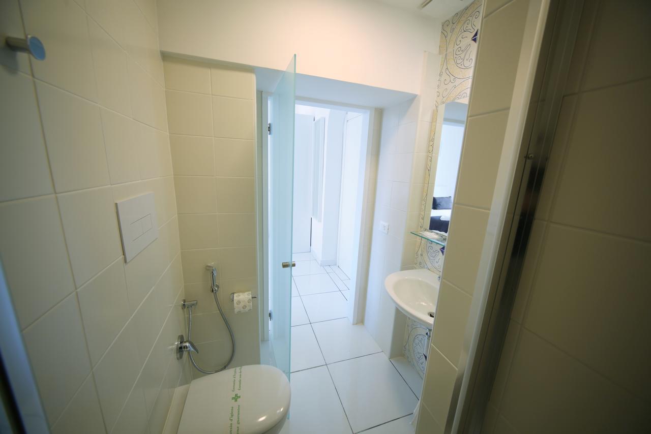 Le Mulieres Apartment ซาแลร์โน ภายนอก รูปภาพ