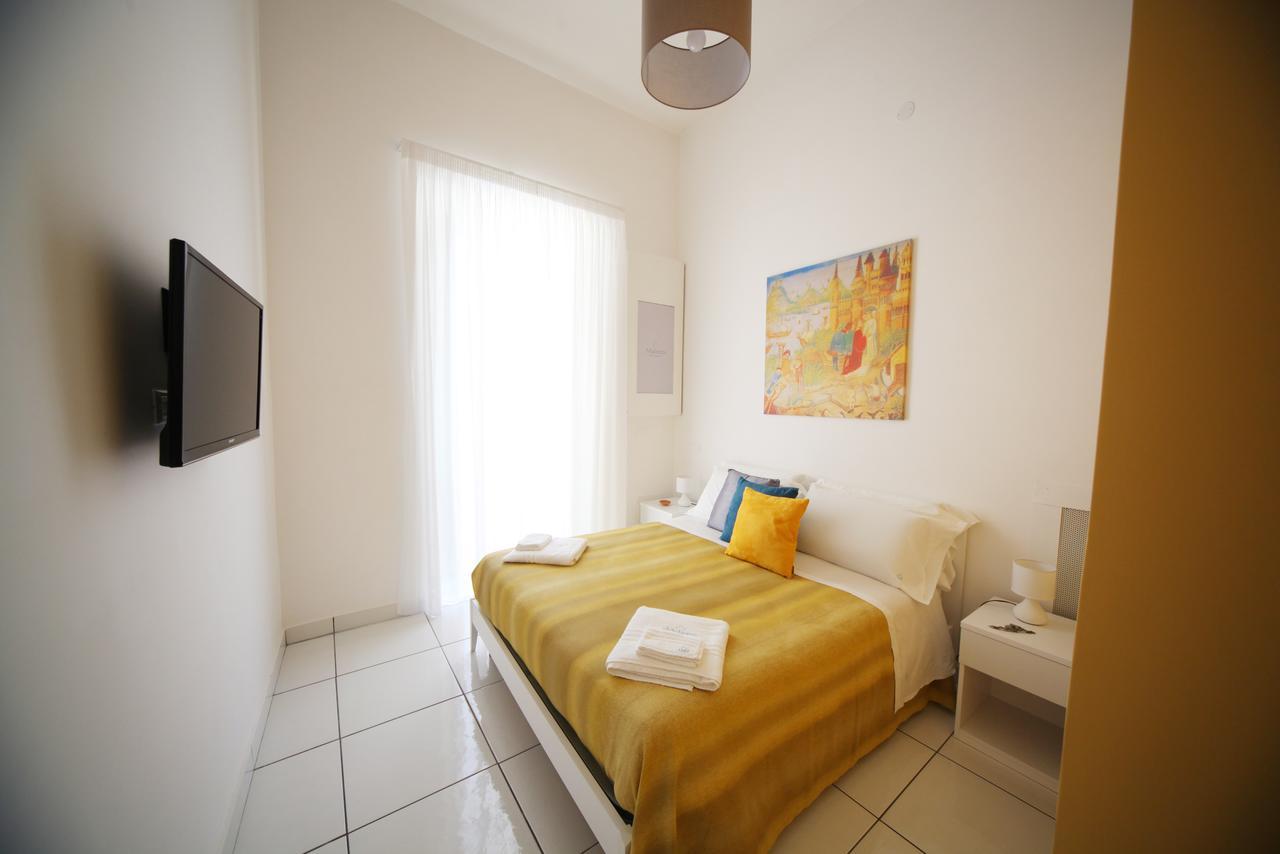 Le Mulieres Apartment ซาแลร์โน ภายนอก รูปภาพ